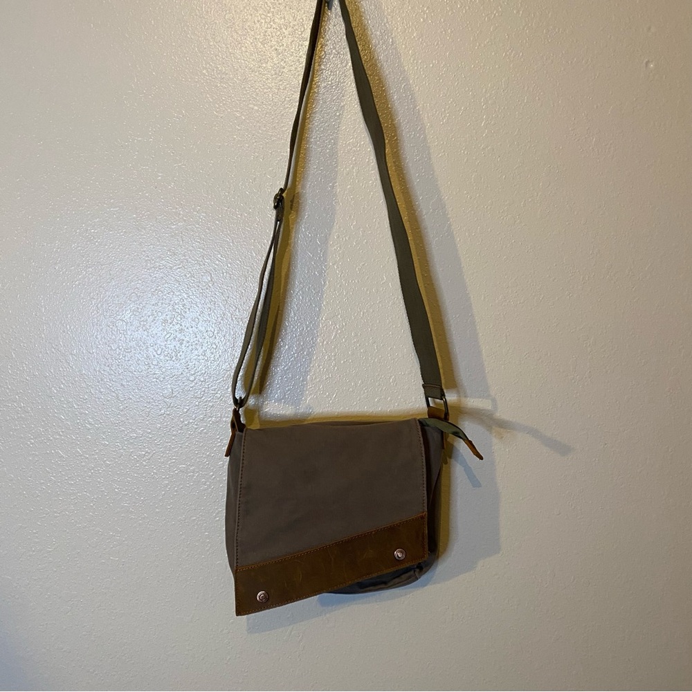 Augur Purse - Picture 2 of 7